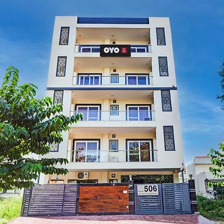 Hotel O Star Corporate Suite Near Omaxe Celebration Mall Gurgaon Exterior photo